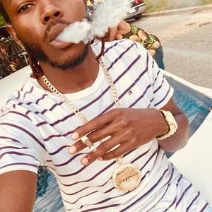 Meet your Posher, Caleb